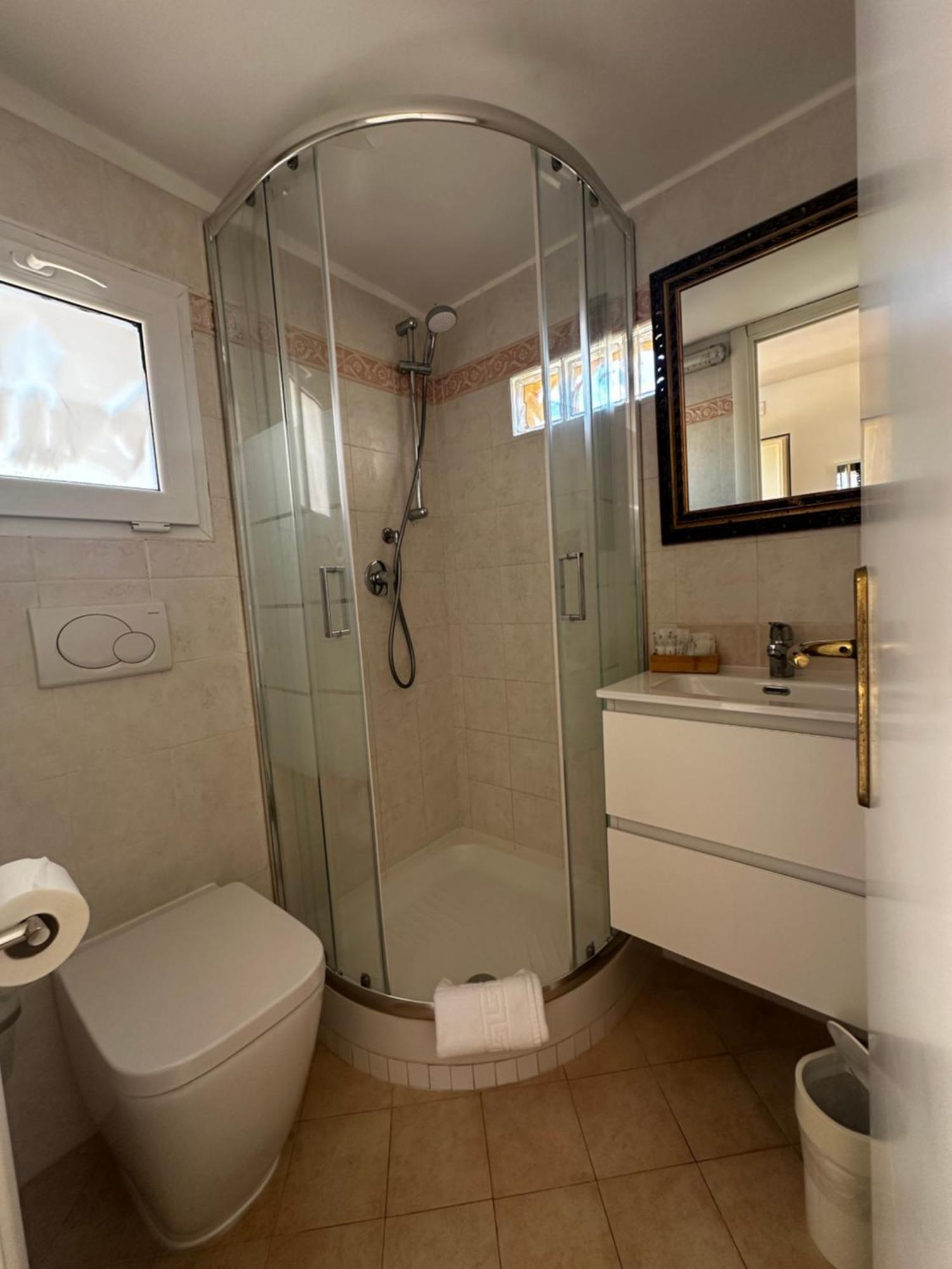 Comfort Astoria Palace Bed & Breakfast 3*